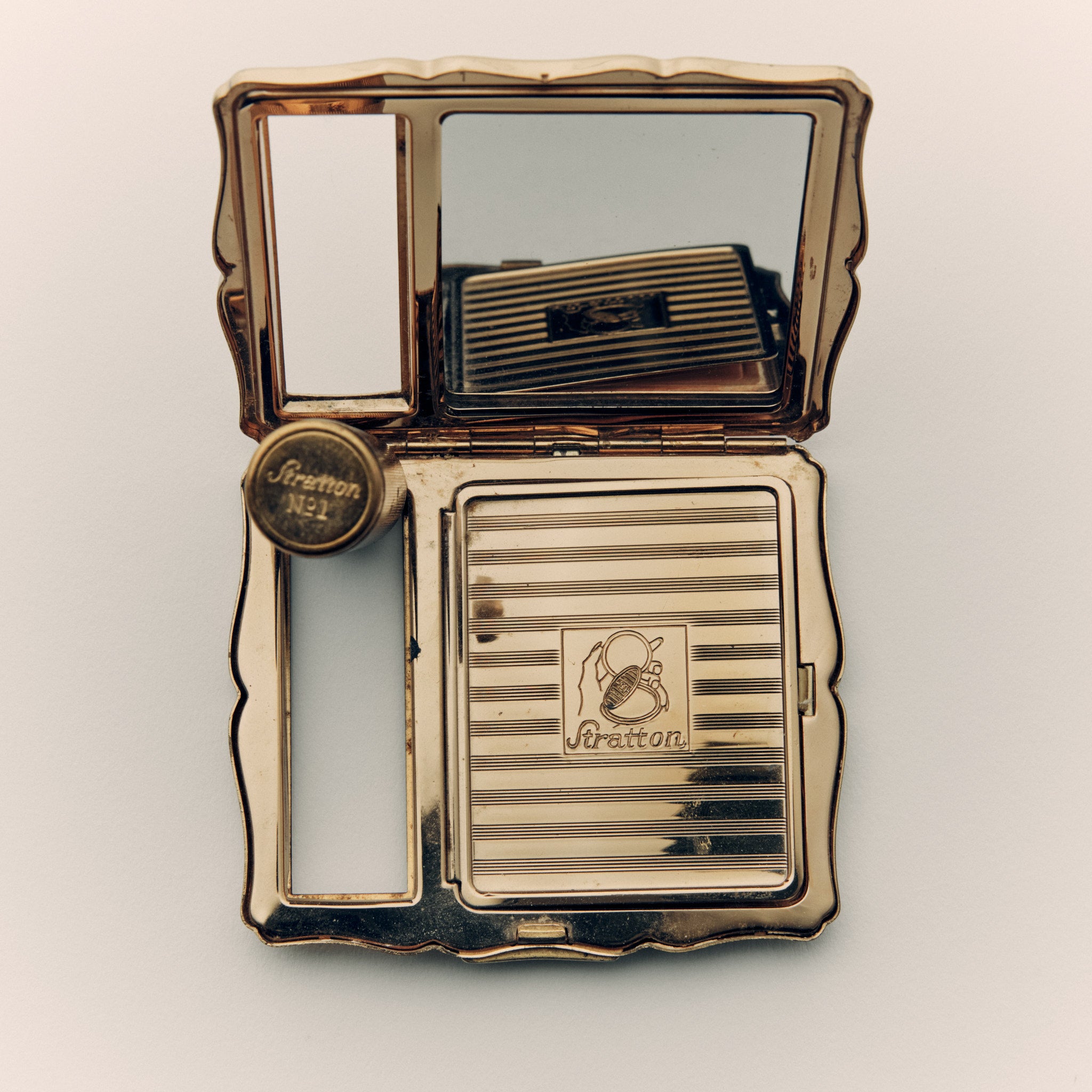 Vintage Stratton Empress Powder Compact with Lipstick Holder - c. 1950s