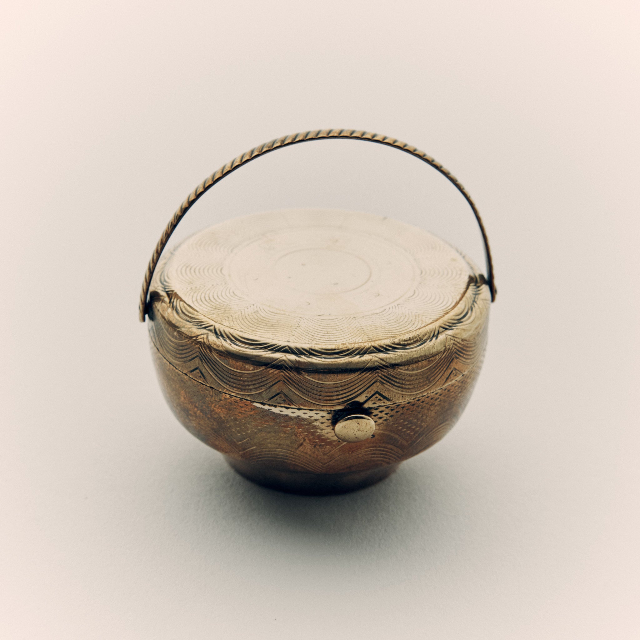 Kigu “Bouquet” Basket Compact